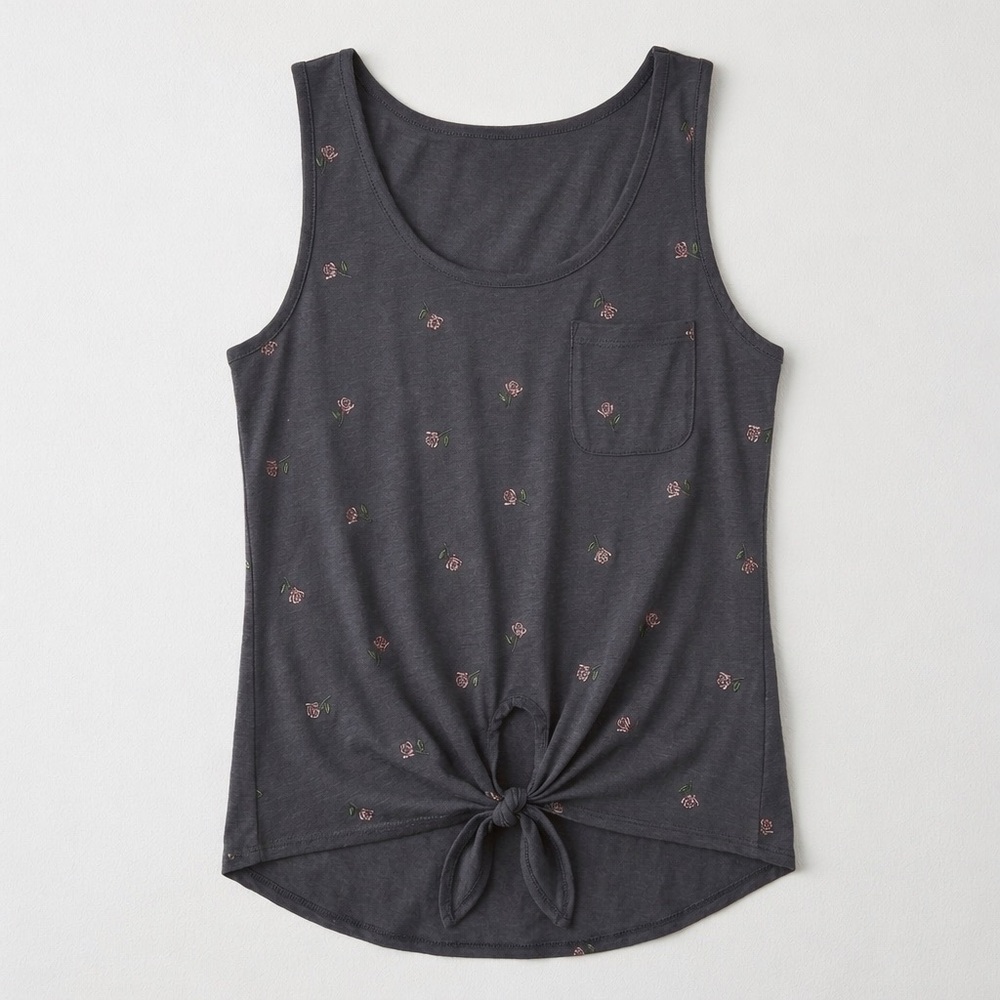 NWOT Rebellious One Floral Tie-Front Tank Top – Size Small‎
